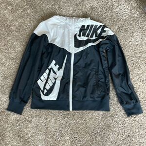 Nike Windbreaker Jacket Boys Medium
